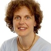 Dr Elizabeth Warburton