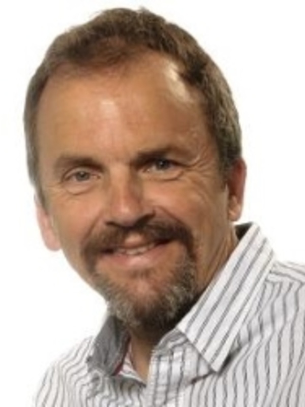 Professor Kevin Brindle