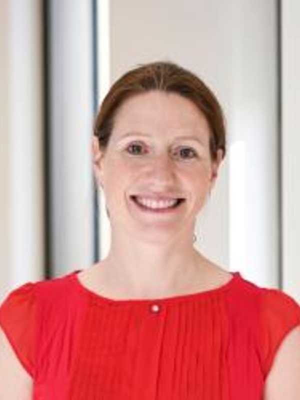 Dr Claire Martin