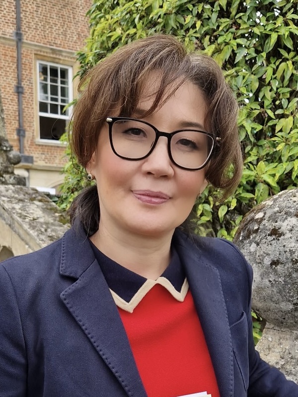 Dr Elena Pavlova