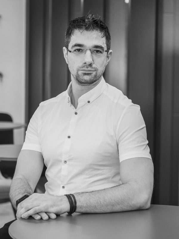 Dr Martin Kelemen