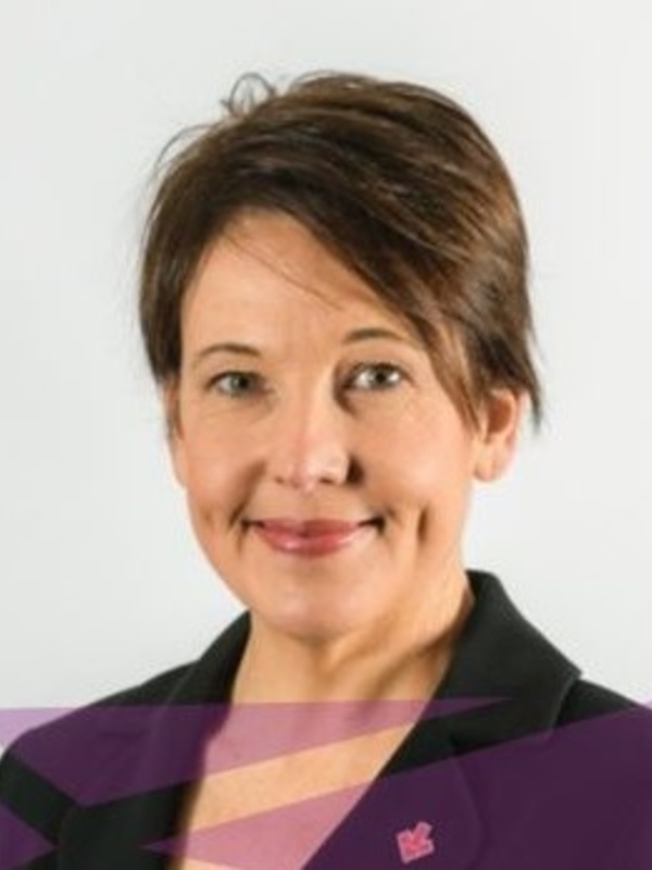 Dr Carmel McEniery