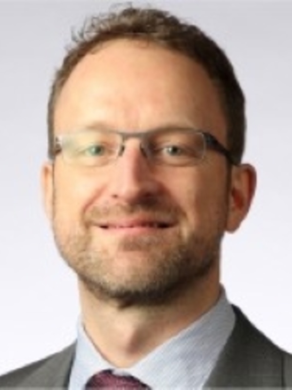 Dr Stephen Hoole