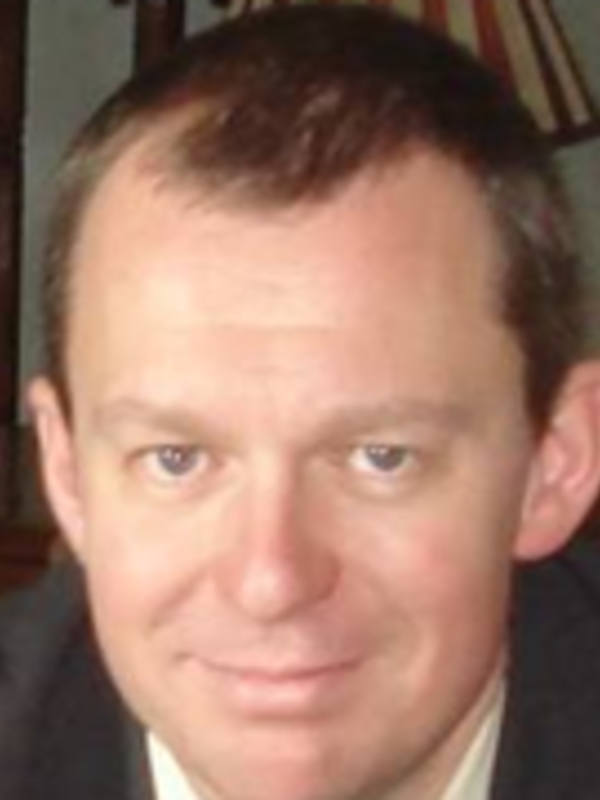 Dr Daniel Tozer