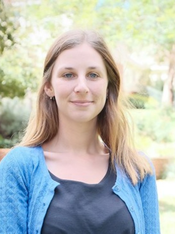 Dr Ellie Paige