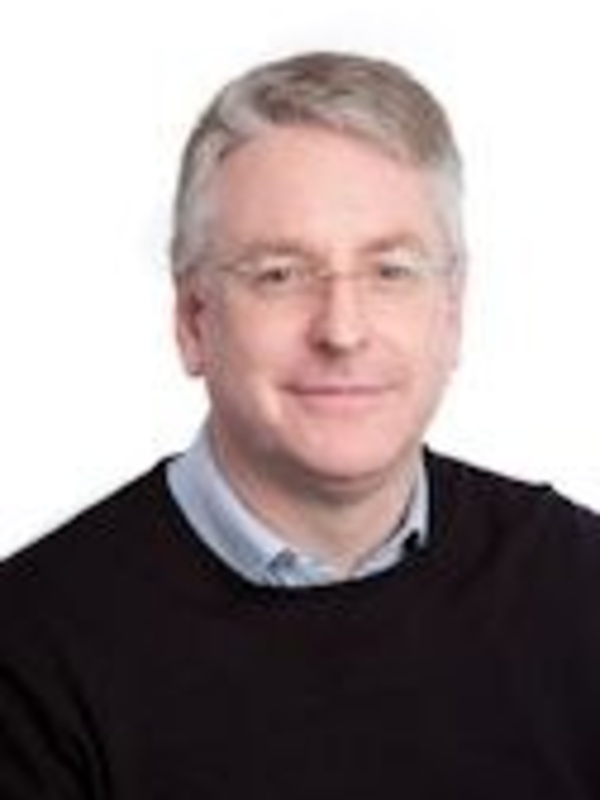 Prof Martin Graves