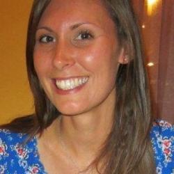 Dr Janine  Collins